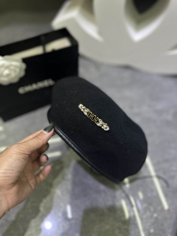 Dior beret dx26